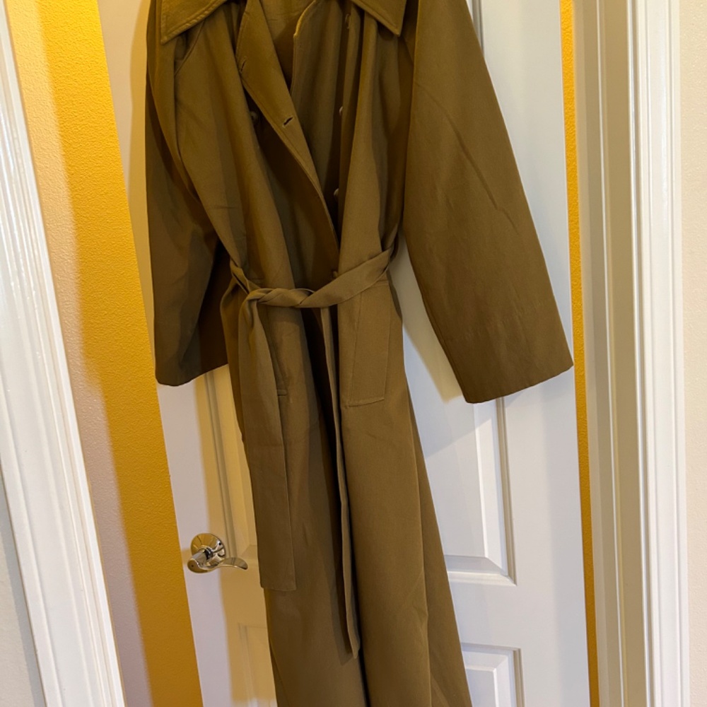 Laude The Label Marin Trench Coat in Olive XS/S